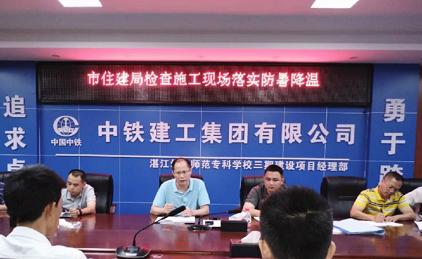 ecf8233b81a5f29bbe3800064f08008.jpg